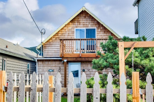 Ocean Shells Cottage image 1