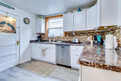Ocean Shells Cottage image 32